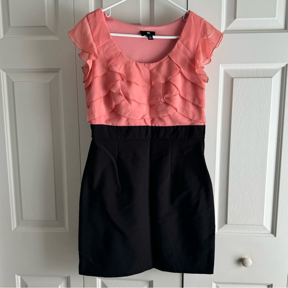 Iz Byer Coral & Black Fitted Pencil Dress